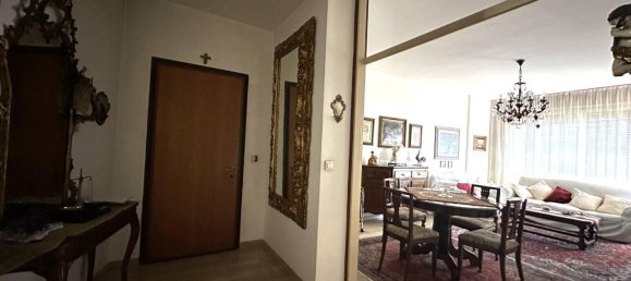 4 rooms Apartment in Pordenone, Italy No. 92454 3
