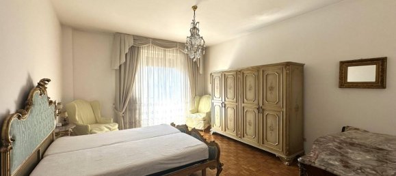 4 rooms Apartment in Pordenone, Italy No. 92454 17