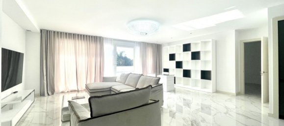 Квартира с 3 спальнями в Марбелья, Испания № 34089 10