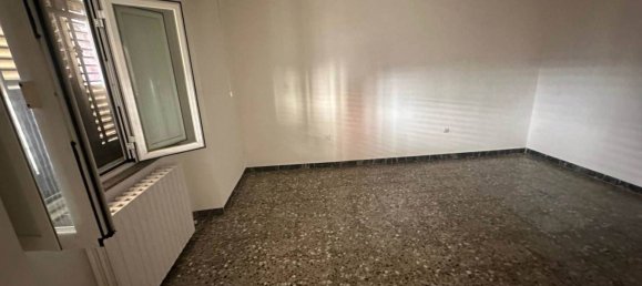 3 bedrooms Apartment in Taranto, Italy No. 93763 2