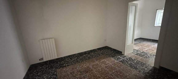 3 bedrooms Apartment in Taranto, Italy No. 93763 3