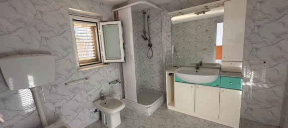 3 bedrooms Apartment in Taranto, Italy No. 93763 9