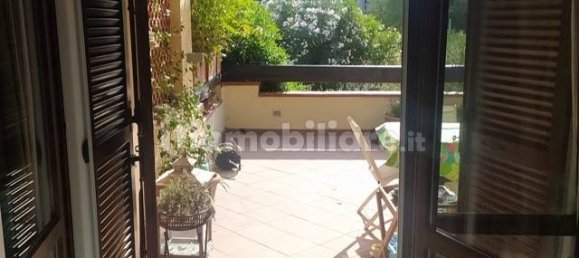 Квартира с 2 спальнями в Капальбио, Италия № 62402 26