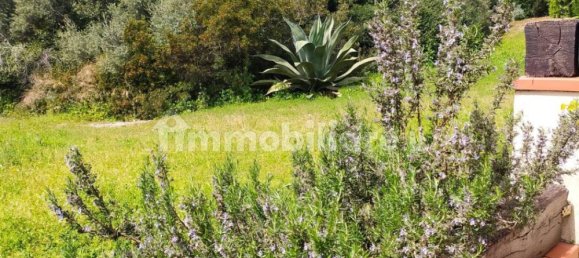 Квартира с 2 спальнями в Капальбио, Италия № 62402 33