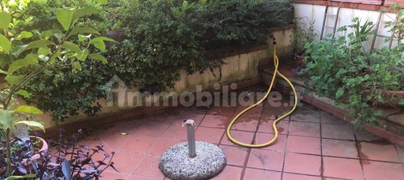 Квартира с 2 спальнями в Капальбио, Италия № 62402 38