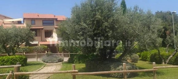 Квартира с 2 спальнями в Капальбио, Италия № 62402 29