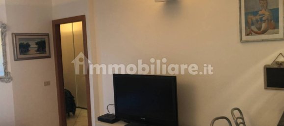 Квартира с 2 спальнями в Капальбио, Италия № 62402 12