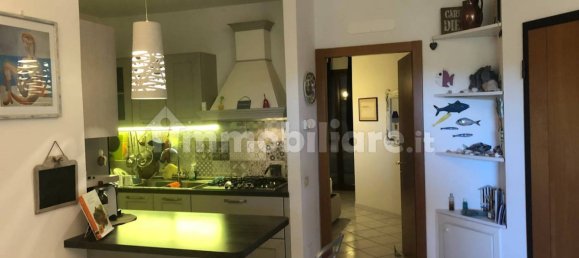 Квартира с 2 спальнями в Капальбио, Италия № 62402 15