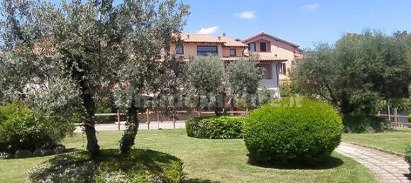 Квартира с 2 спальнями в Капальбио, Италия № 62402 27