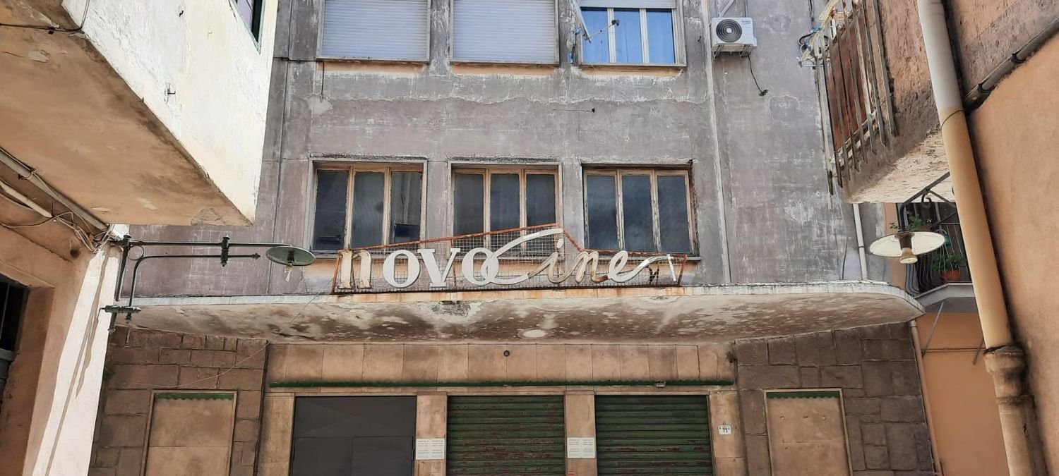 Propiedad comercial en Ronciglione, Italy 800 m² No. 286409