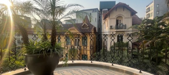 7 bedrooms House in Tay Ho, Vietnam No. 1201 3