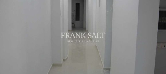 Büro in Sliema, Malta 90m², Nr. 12550 5