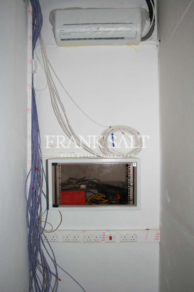 Büro in Sliema, Malta 90m², Nr. 12550