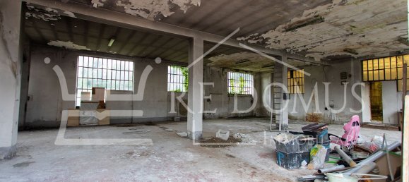 Entrepôt à Cesano Maderno, Italy 700m² No. 314718 21