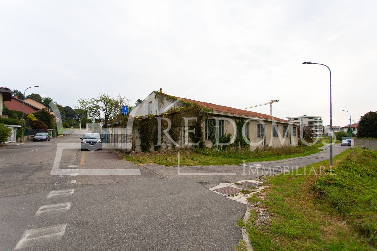 Entrepôt à Cesano Maderno, Italy 700m² No. 314718