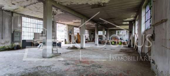 Entrepôt à Cesano Maderno, Italy 700m² No. 314718 19