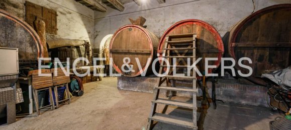 Вилла с 7 спальнями в Монтополи ин Валь д’Арно, Италия № 38878 13