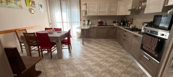 4 rooms Apartment in Alessandria, Italy No. 157574 5