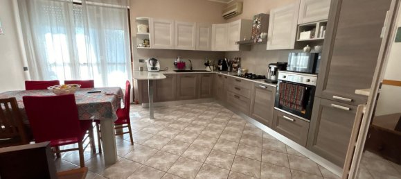 4 rooms Apartment in Alessandria, Italy No. 157574 16