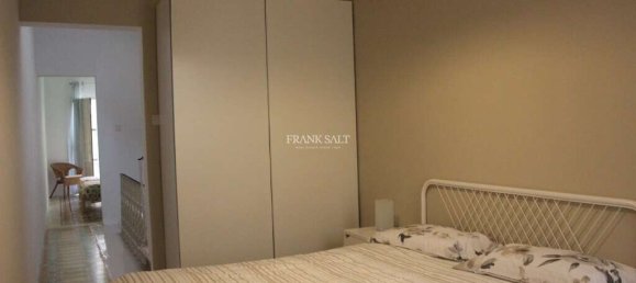 2 Schlafzimmer Stadthaus in Marsalforn, Malta, Nr. 5640 3