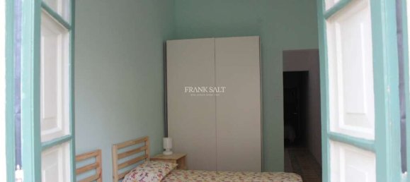 2 Schlafzimmer Stadthaus in Marsalforn, Malta, Nr. 5640 2