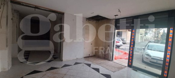 Коммерческая недвижимость с 3 комнатами в Сиракузы, Италия № 242403 4