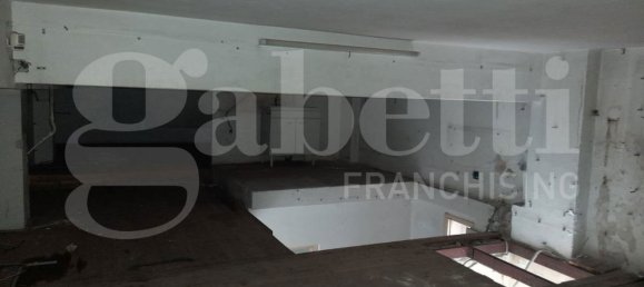 Коммерческая недвижимость с 3 комнатами в Сиракузы, Италия № 242403 18