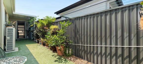 3 bedrooms House in Bongaree, Australia No. 15 14