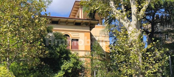 2 bedrooms Apartment in Foligno, Italy No. 1852 3