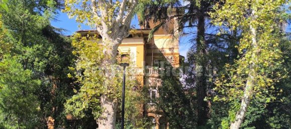 2 bedrooms Apartment in Foligno, Italy No. 1852 7