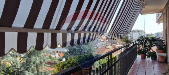 3 Schlafzimmer Wohnung in Gallarate, Italy, Nr. 126116 8