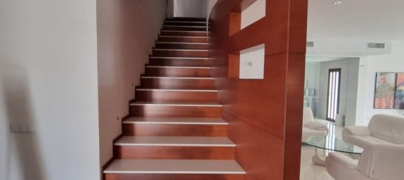 4 bedrooms Villa in Ciudad Quesada, Spain No. 7612 18