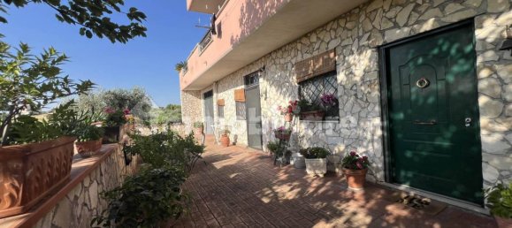 5 bedrooms Villa in Monterotondo, Italy No. 304870 18