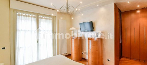 Квартира с 3 спальнями в Сереньо, Италия № 352049 34