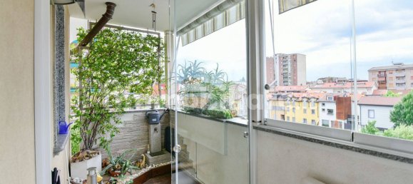 Квартира с 3 спальнями в Сереньо, Италия № 352049 12