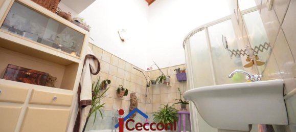 Дом с 6 комнатами в Черрето Гвиди, Италия № 111832 12