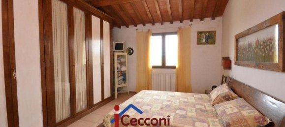 Дом с 6 комнатами в Черрето Гвиди, Италия № 111832 9