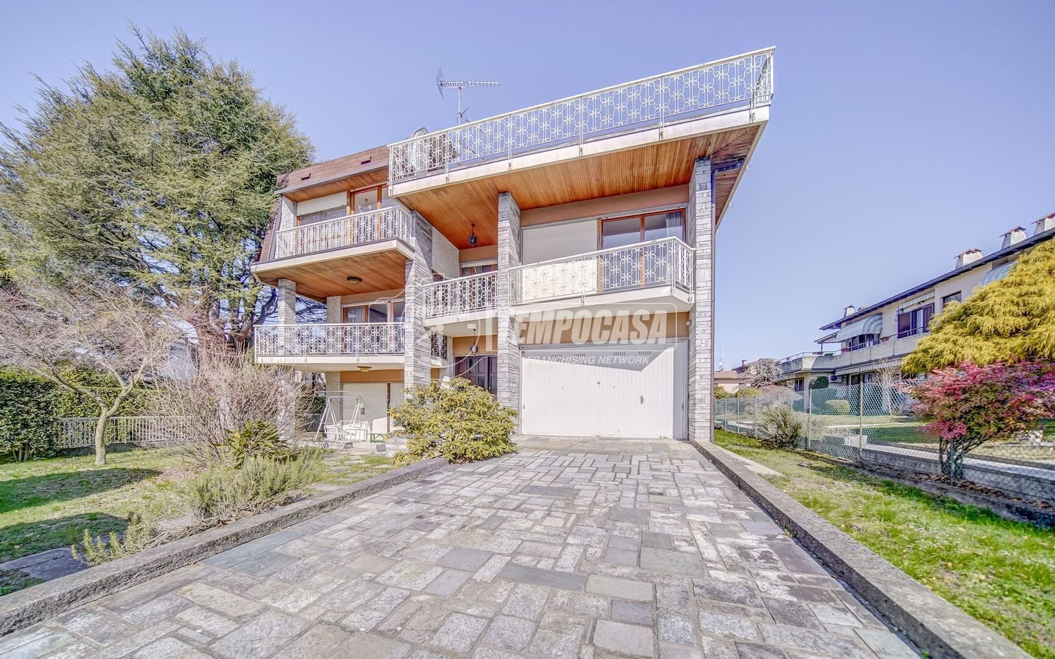 6غرفة فيلا في Sesto Calende, Italy رقم 114950