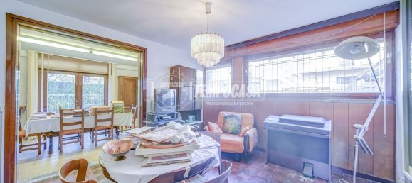 6غرفة فيلا في Sesto Calende, Italy رقم 114950 22