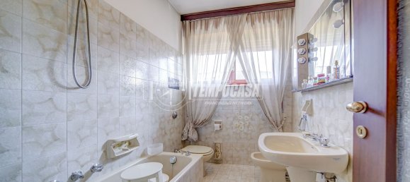 6غرفة فيلا في Sesto Calende, Italy رقم 114950 30