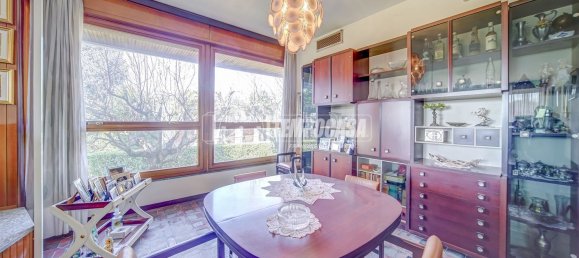 6غرفة فيلا في Sesto Calende, Italy رقم 114950 6