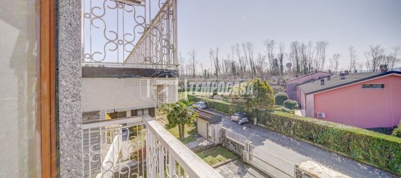 6غرفة فيلا في Sesto Calende, Italy رقم 114950 48