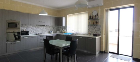 3 bedrooms Apartment in Ghasri, Malta No. 5941 3