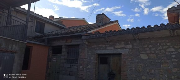 2 bedrooms Apartment in Terni, Italy No. 46354 5