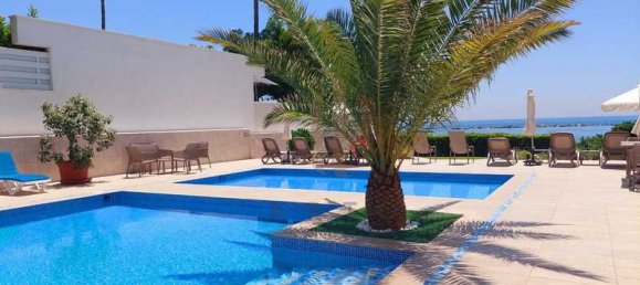 4 bedrooms Apartment in Germasogeia, Cyprus No. 15077 5