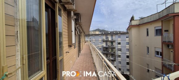 Apartamento de 3 habitaciónes en Salerno, Italy No. 4540 20