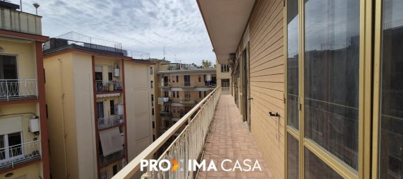 Apartamento de 3 habitaciónes en Salerno, Italy No. 4540 19