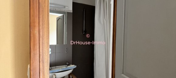 1 chambre Bâtiment à Châteauroux, France No. 48936 3