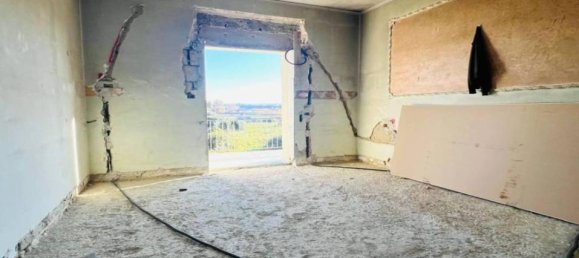 Apartamento de 2 divisões em Giugliano in Campania, Italy N.º 39434 7