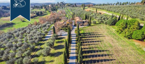 10 bedrooms House in Rapolano Terme, Italy No. 230215 3